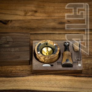 Alternative view of Premium Vapman Classic Flame Powered Extraction Device (Titanium MP)