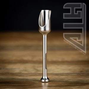 Alternative view of Titanium Mag Scoop