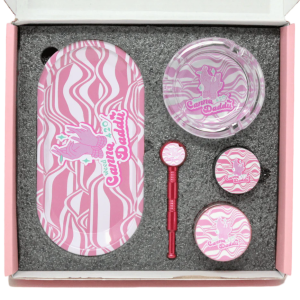 Alternative view of Smoker's Gift Set - Canna Girl Design